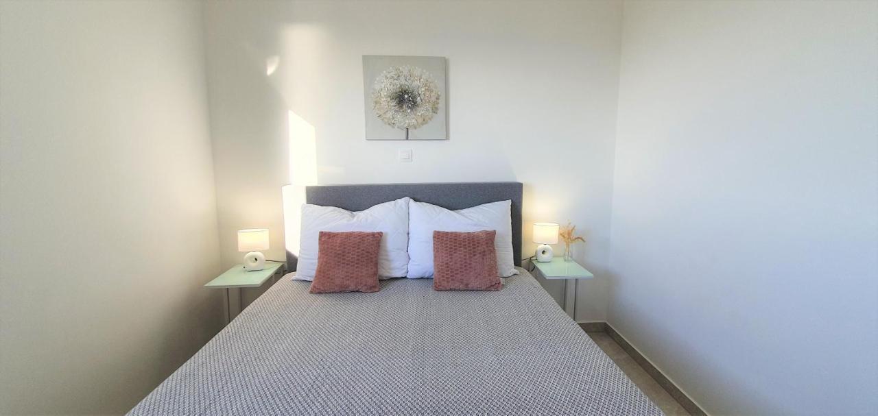 Seahorse Luxury Apartment With Pool And Sea View Novaglia Esterno foto